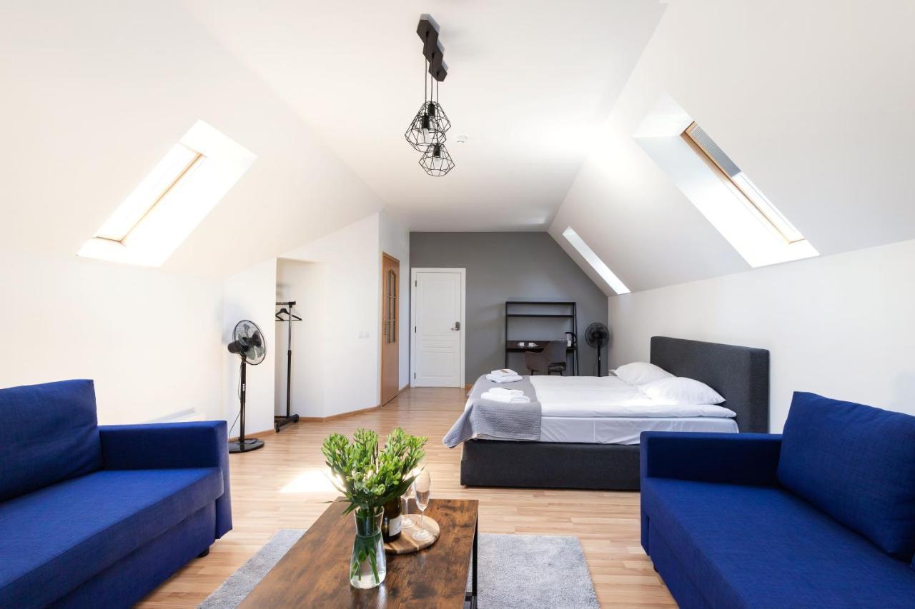 Avanti Apgyvendinimas-Restoranas Biržai Extérieur photo