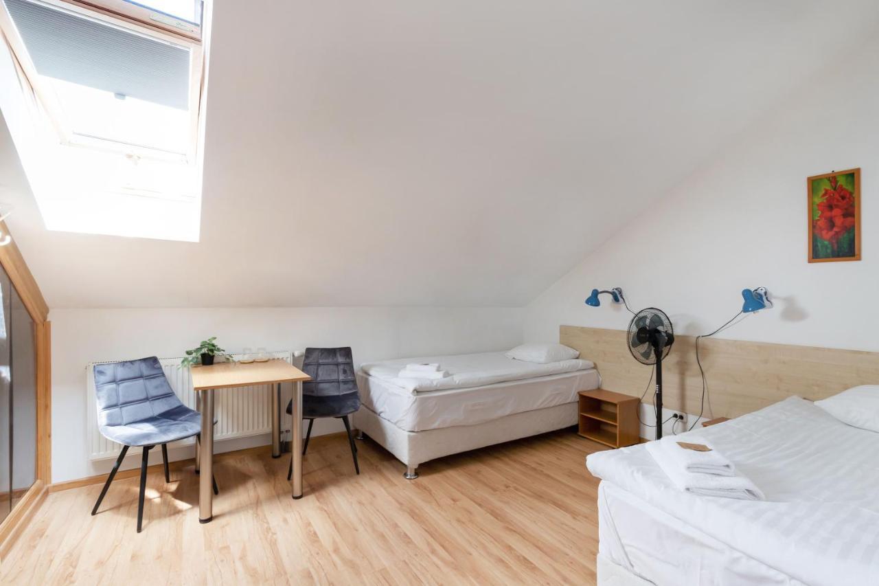 Avanti Apgyvendinimas-Restoranas Biržai Extérieur photo