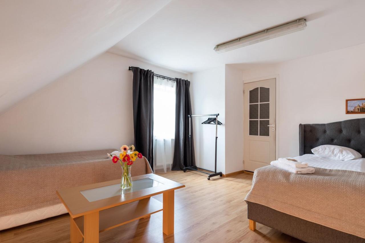 Avanti Apgyvendinimas-Restoranas Biržai Extérieur photo