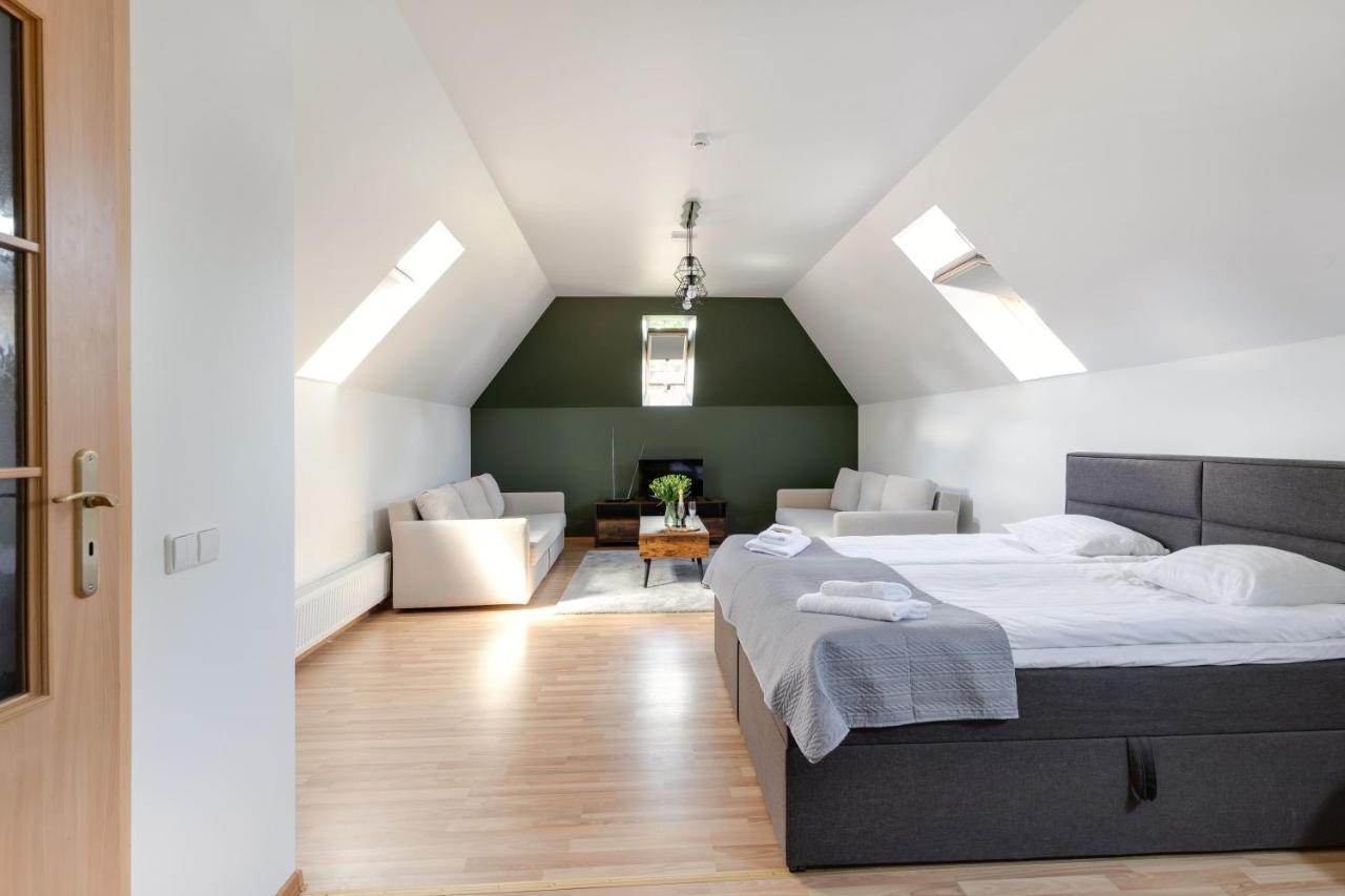 Avanti Apgyvendinimas-Restoranas Biržai Extérieur photo