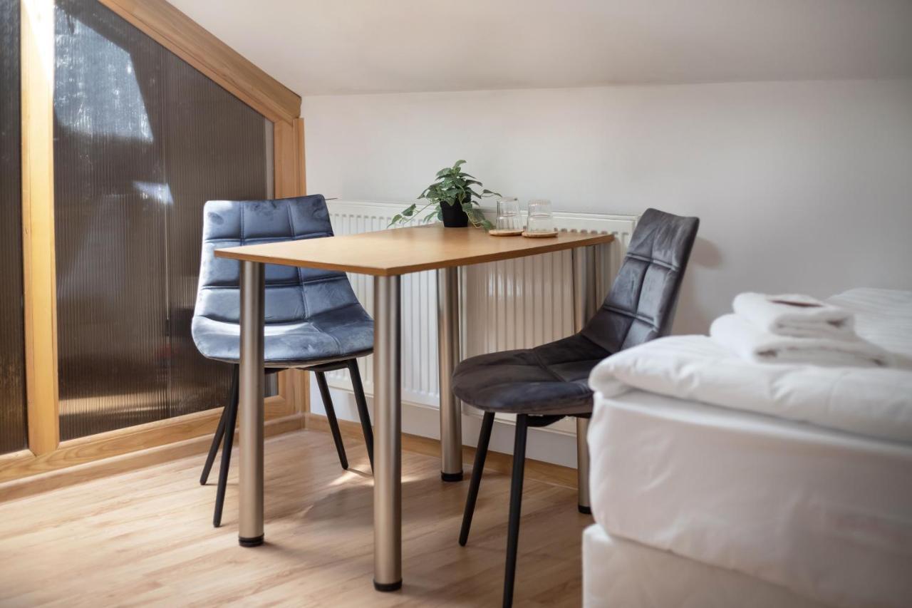 Avanti Apgyvendinimas-Restoranas Biržai Extérieur photo